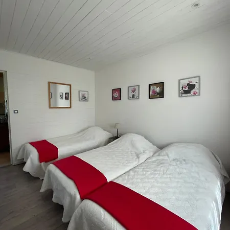 Holiday home Gaspard Monprimblanc